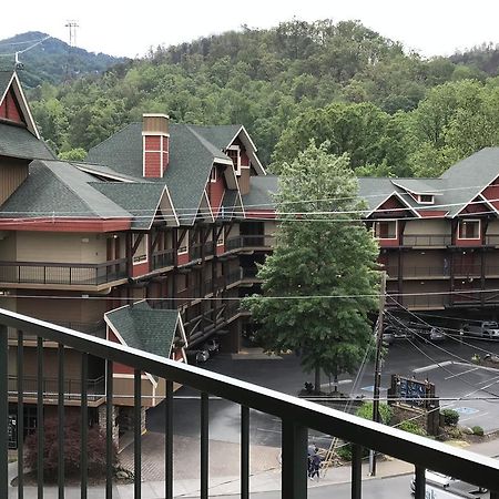 Downtown Gatlinburg Apartment Екстериор снимка