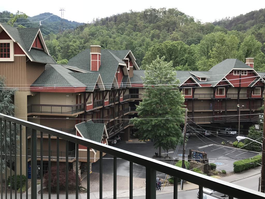 Downtown Gatlinburg Apartment Екстериор снимка