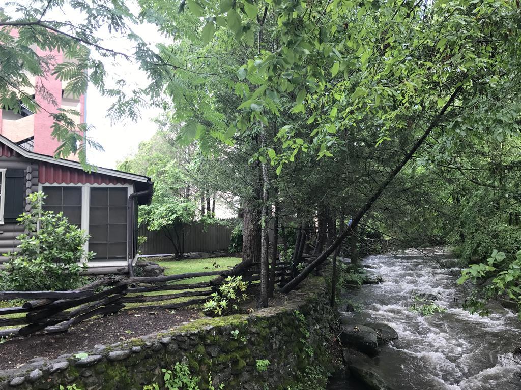 Downtown Gatlinburg Apartment Екстериор снимка